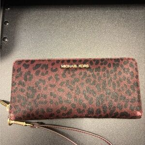 Michael Kors Calf Jet Set Continental Wallet